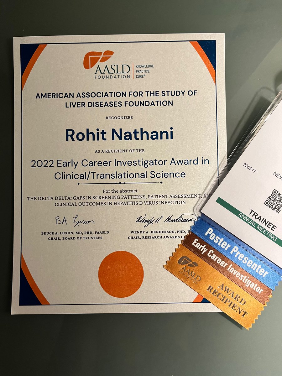 ronathaniMD's tweet photo. Attended my first @AASLDtweets #TLM22!

Had the opportunity to present my research to and see the work of hepatologists from all over the world!

Thank you @AASLDFoundation for recognizing and supporting my work with the abstract award!

@slrchiefs @MountSinaiLiver https://t.co/q8NZdeXByj