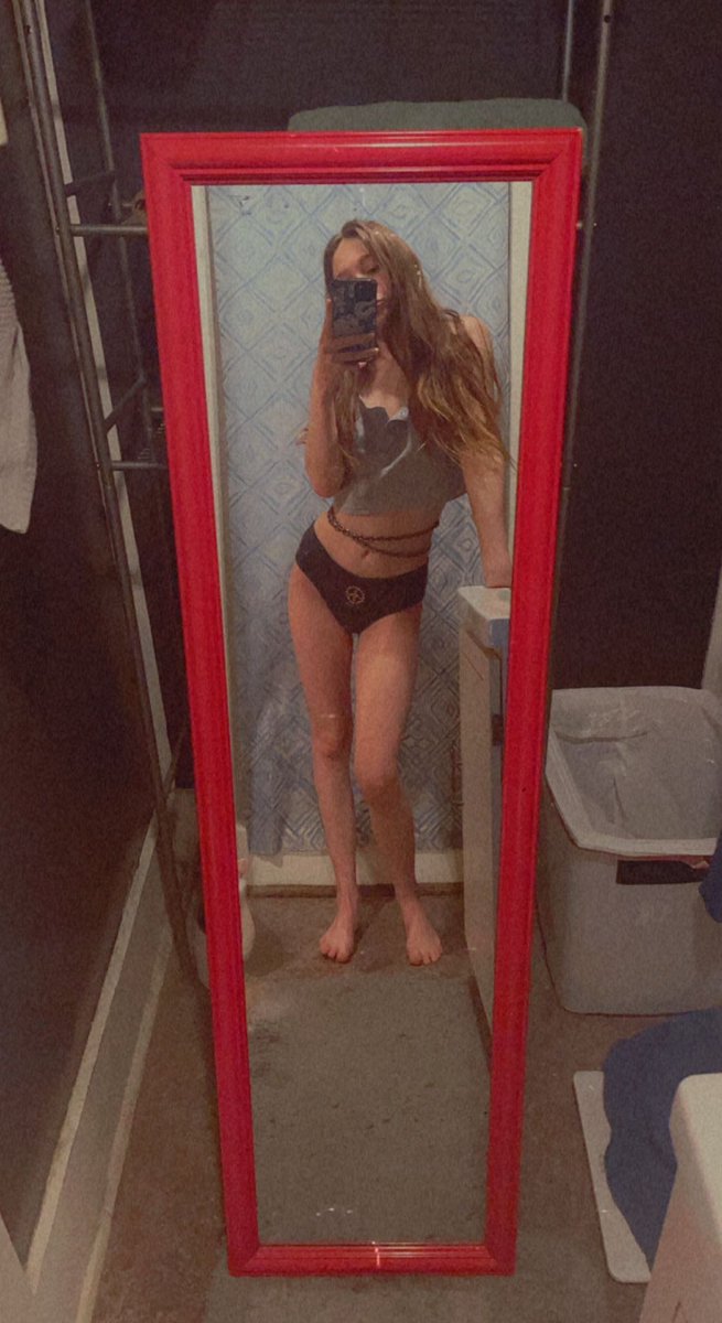 MaryJan020's tweet photo. @_STL_VIKING Come say hi to me on me free account https://t.co/7STugcajQD https://t.co/t9OwPkTIPU