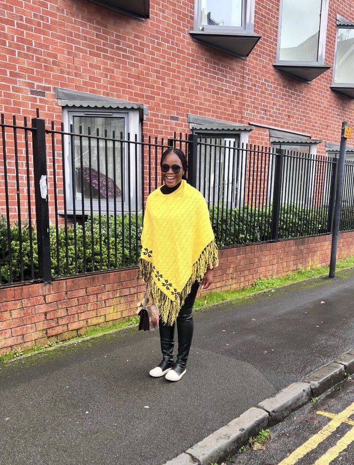 verraomo's tweet photo. I Knitted a PUNCHO for the first time 💃🏻💃🏻💃🏻🧶🧶🧶.

Help me retweet, my client might be on your timeline 😊. https://t.co/i8efcskoyf