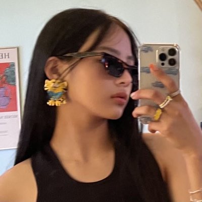 read bio. tweet media