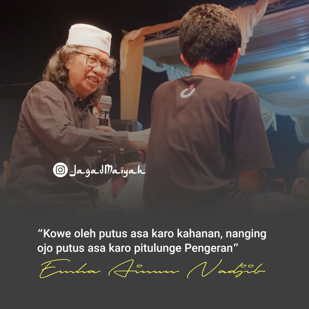 cahyo_semburat's tweet photo. Kamu boleh putus asa terhadap cinta, tetapi jangan putus asa terhadap pertolongannya (Do''a) Allah SWT

#NasehatMbahNun 
#Maiyahan 
#semburat_2102 
#CahyoSinebar 
@jagadmaiyah https://t.co/VBqDRUdrYX