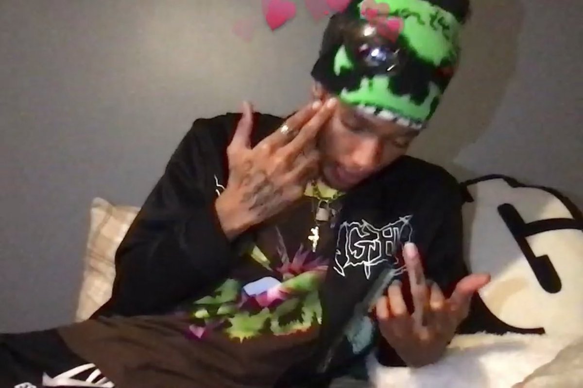 rob6ixx's tweet image. never 2much