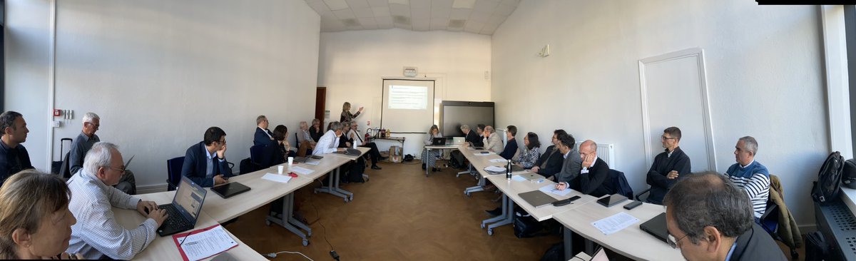 Rencontre entre l’@INC_CNRS et les directeurs d’unité marseillais aujourd’hui et demain dans les locaux de <a href="/CNRS_dr12/">CNRS Provence et Corse</a> à Marseille avec les VP @univamu Philippe Delaporte et <a href="/EnochStefan/">Stefan ENOCH</a>. La recherche en chimie que nous développons ensemble ici fait honneur à la science provençale