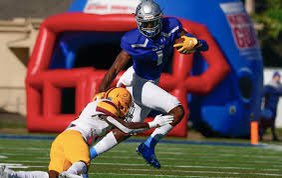 Dezlock15's tweet photo. I Am Blessed To Receive An Offer From @CoLinFootball Thank You So Much For This Opportunity!! @coachgordon1 @thompsmd23 @BradT_Knoxville @KarnsBeaversFB @BeeBo_Warren @OnTopAthletics @d1highlights #AGTG https://t.co/cvH3aKSzCP