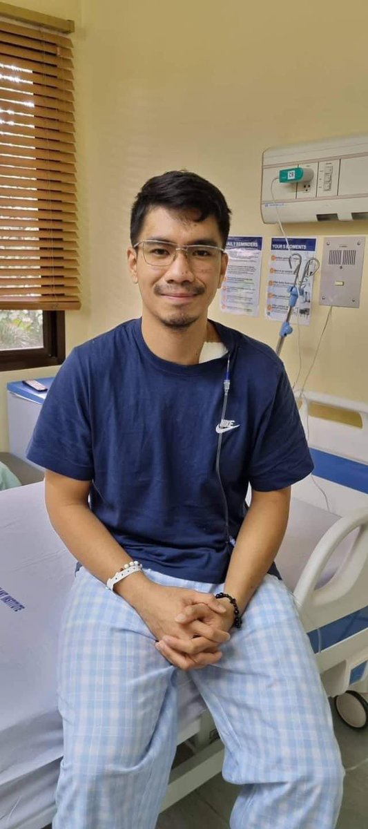 demesheleng's tweet photo. Hi guys. This is my friend, EJ. He is a nurse who served in COVID wards during the heights of pandemic. He has been diagnosed with leukemia last 2020 and has been undergoing chemo since. Just lately, his leukemia has relapsed and is due to undergo a “salvage” chemo. https://t.co/f12q6cExRR