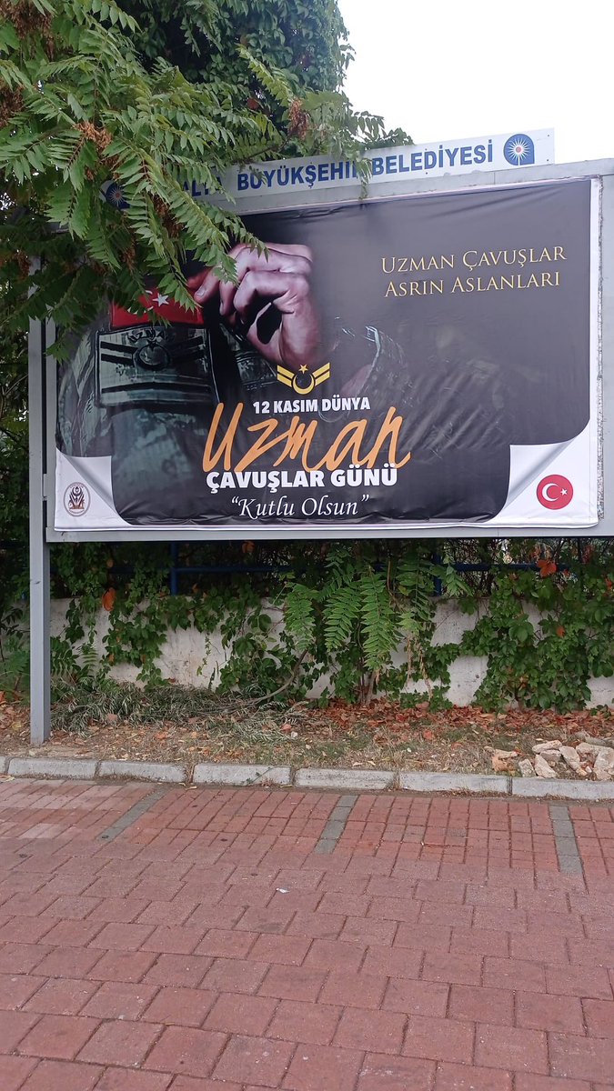 alitilkici38's tweet photo. 12 Kasım Uzman Çavuşlar günü için afişlerimiz reklam Panolarına asılmaya Antalyada başladı diğer illerimizdede yarından itibaren devam edecek
Tüm Sevenlerimizi etkinliklerimize bekleriz
#UzmanÇavuşlarVatandır https://t.co/5N5CaJKfsa