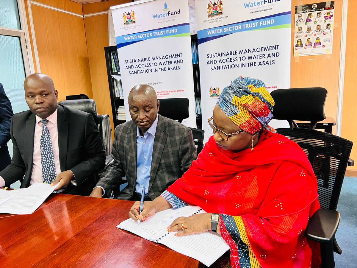 KenyaRedCross's tweet photo. This morning we signed a contract with Water Sector Trust Fund @wstf_ke on the Sustainable Management and Access to Water and Sanitation in the ASALs project, which is funded by @DanishMFA and the Government of Kenya. https://t.co/BdtPJwUrO8