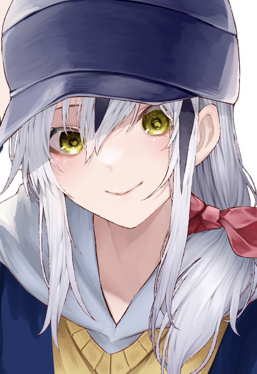 1girl solo smile yellow eyes hat white hair black hair  illustration images