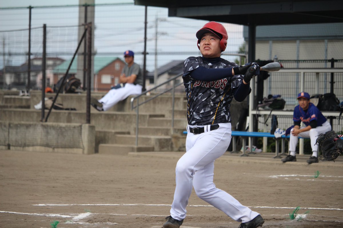 _HOTRODS's tweet photo. 10.23(日) 大会　1回戦
ヤンガースさん
打線が繋がり、
4対2で勝利🏅
MVPは
・決勝タイムリーツーベース
・５回完投無四球2失点
の葛島👏
全員野球でいい試合でしたー！ https://t.co/OQgWsMOoZc