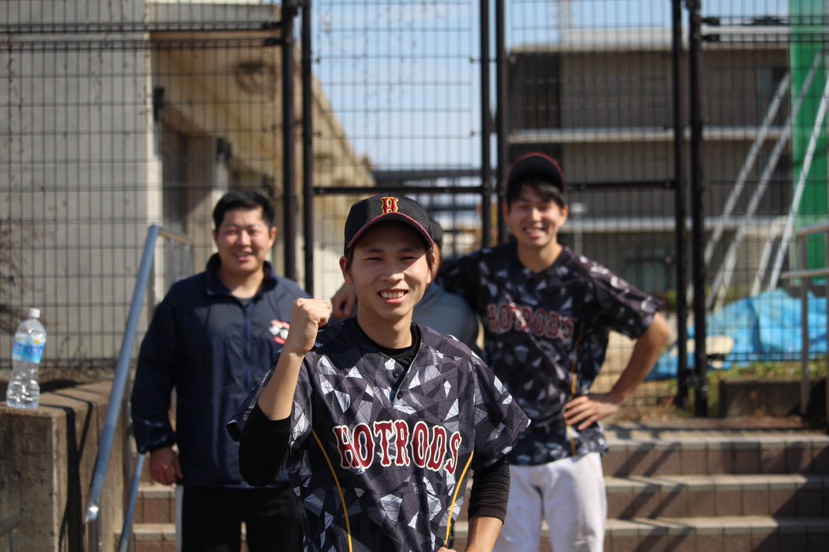 _HOTRODS's tweet photo. 10.23(日) 大会　1回戦
ヤンガースさん
打線が繋がり、
4対2で勝利🏅
MVPは
・決勝タイムリーツーベース
・５回完投無四球2失点
の葛島👏
全員野球でいい試合でしたー！ https://t.co/OQgWsMOoZc