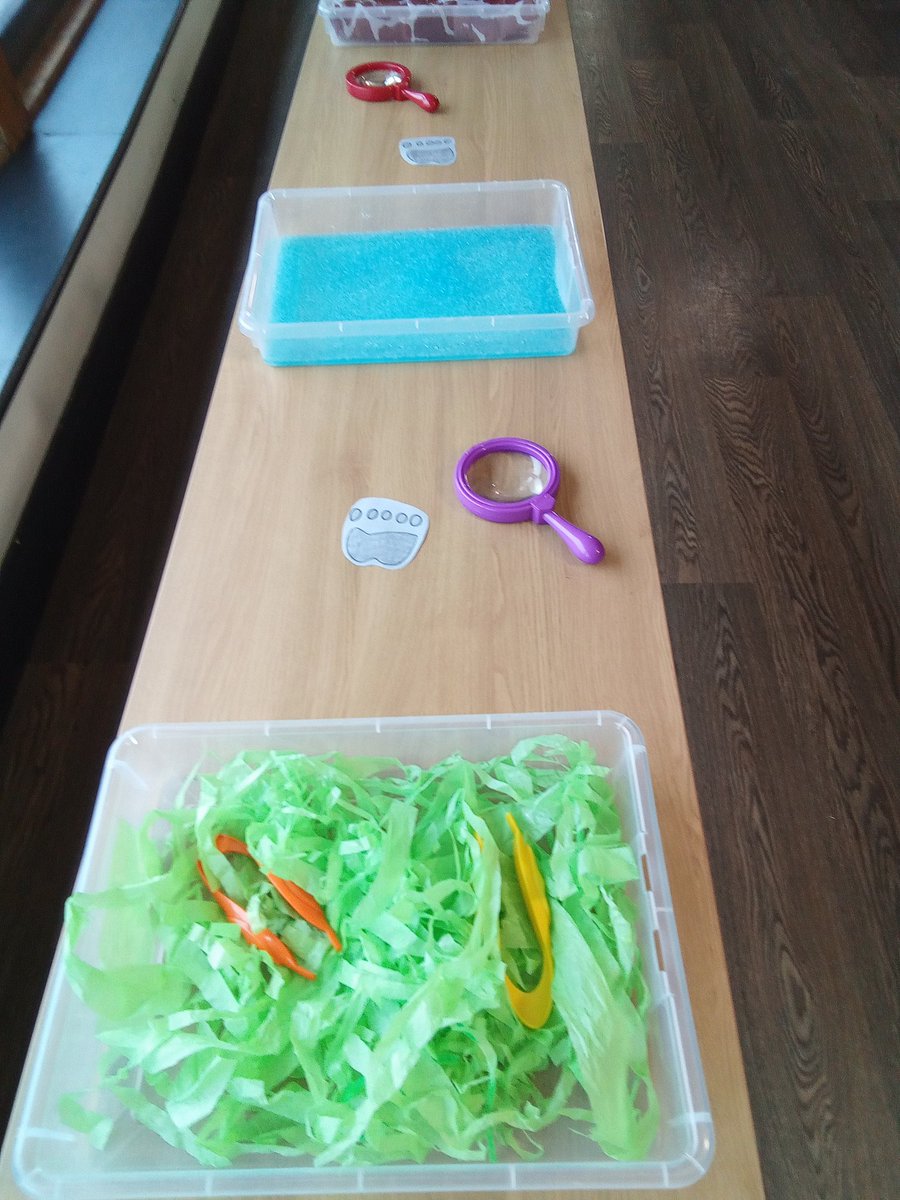 AshbridgeMaxy's tweet photo. We're going on a bear hunt in Wrens this morning #Storytime #Sensorytrays #Retellingstories #Bearhunt https://t.co/ilmNTJaYnY