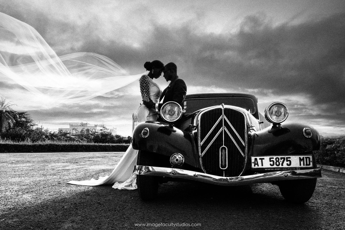 imagefaculty's tweet photo. I photographed my first wedding in Bamako Mali after I had quit wedding photography for years 

#weddingphotographer #destinationwedding #brideandgrom #bamako #mali #london #londonwedding #ukweddingphotographer #ukweddings #idongesitusanga #imagefaculty #weddingday #weddingdress https://t.co/KAPbFyhrE2