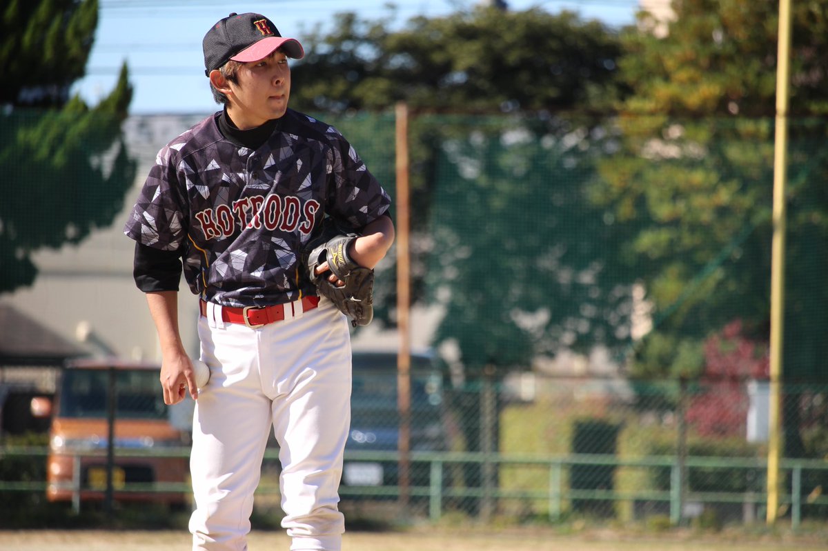 _HOTRODS's tweet photo. 11.6(日) いつもお世話になっております
瑞星さん⭐️
本格派左腕の投手に見事快勝🔥
奇跡的に打線がつながりました😅
投げては
4回無失点　葛島
2回無失点　須藤
1回無失点　眞田
の完封リレーが成功！
いい流れの試合展開でした！
来週以降の大会、勝っていきましょう！ https://t.co/cD6siBYb3w