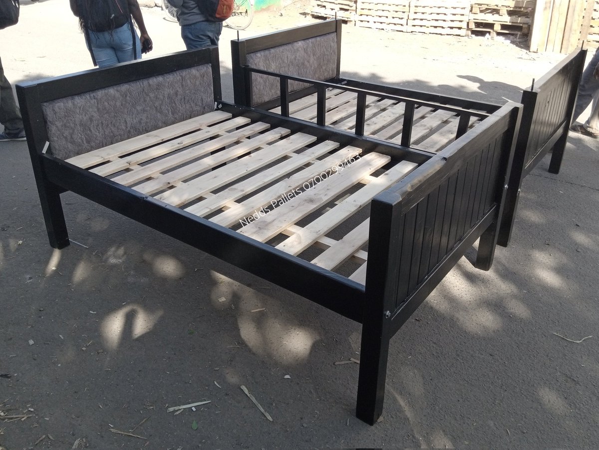 NeddPallets's tweet photo. For all your furniture needs we gor you.
Call/Text/Whatsapp us on 0700 299 463 for order placement.
Our prices are pocket friendly.
#PalletsDecor #PalletFurniture #HomeDecor #HenryRotich #CatherineKasavuli #SGRContract https://t.co/hDrZ1xIAso