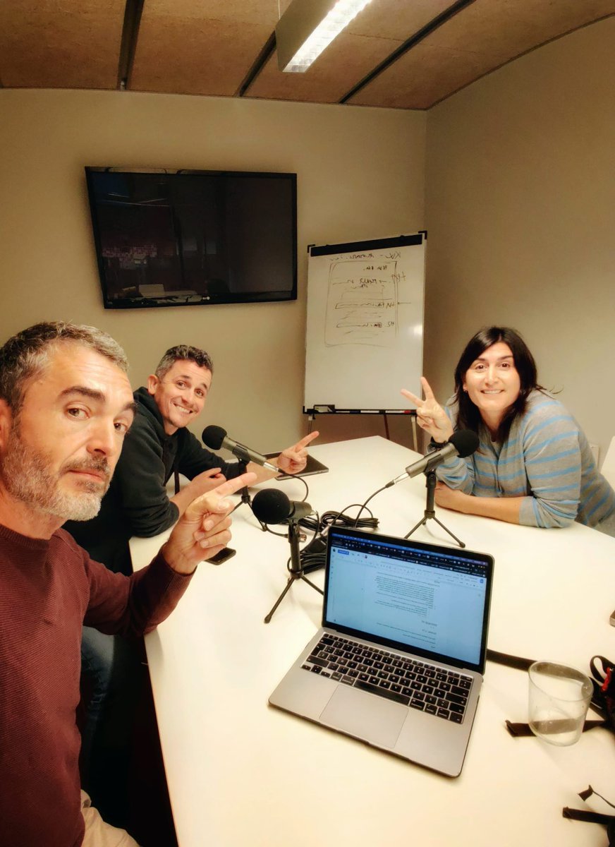 Episodi 3: Black Friday, eines per a creadors i predicció de constipats
Ens acompanya la Bet Faja de Seqmenta.com. Black Friday?. Novetats de Twitch, Patreon, Substack i Bayer que  optimitza les seves campanyes fent predicció de constipats.
anchor.fm/3-bits