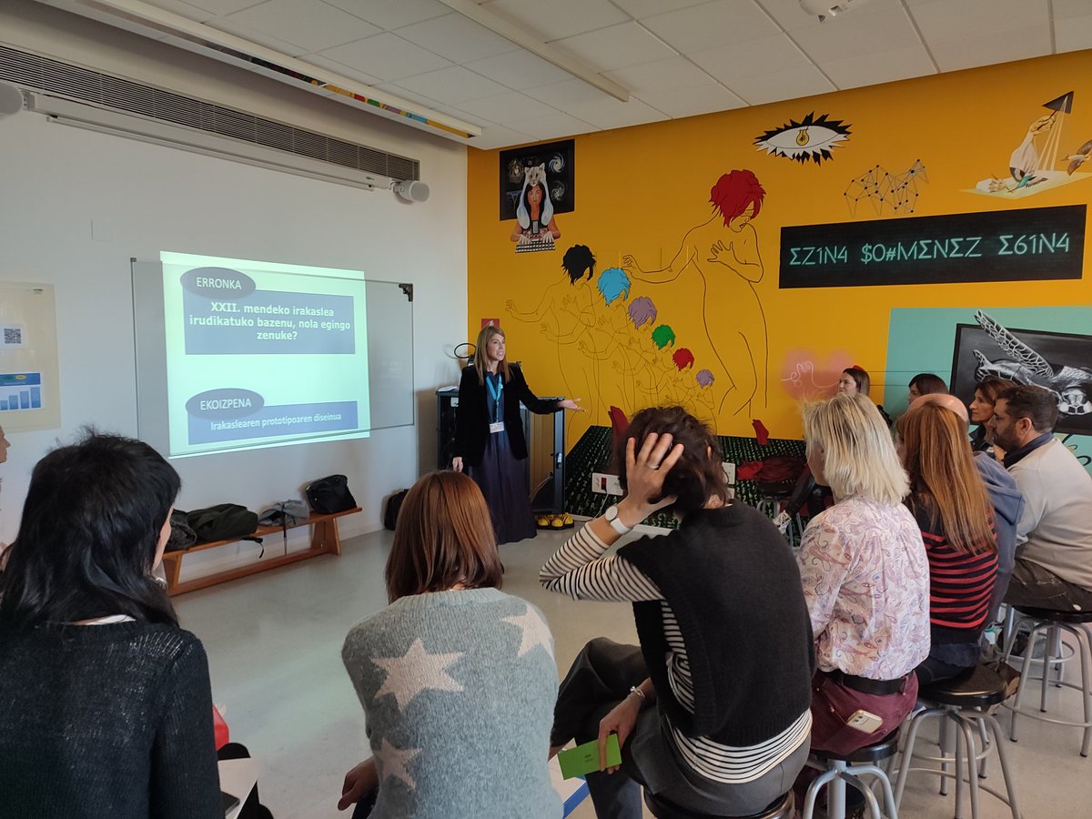 Hezkuntza fakultatean lehenengo Saioa garatzen ari gara <a href="/weblearnerehu/">Weblearner</a> ren eskutik. #SormenGLab