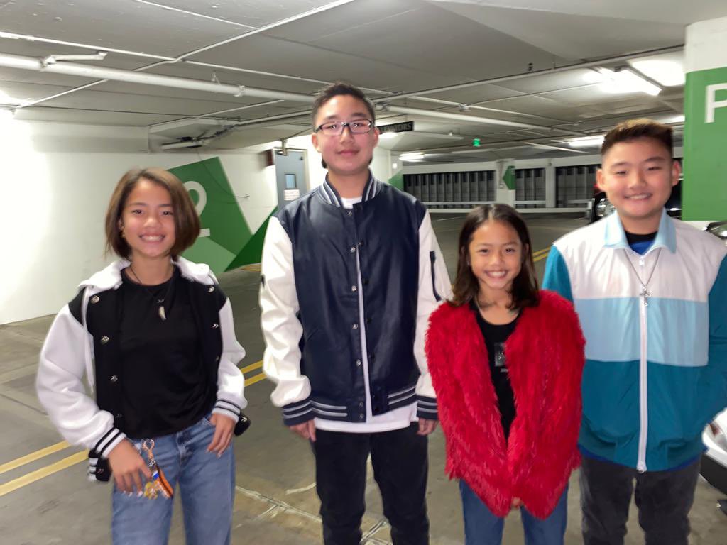 KLBs21's tweet image. Family!