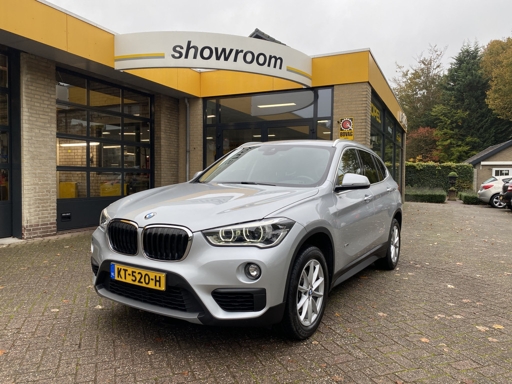 Opeldendungen's tweet photo. Je kunt al onze occasions bekijken op onze website zoals deze BMW X1 sDrive18d Centennial Executive uit 2016. Meer info over deze BMW vind je hier: https://t.co/qelR1UpSgx #autokopen #BMW #gebruikteauto #occasion https://t.co/uUk1JXMylv