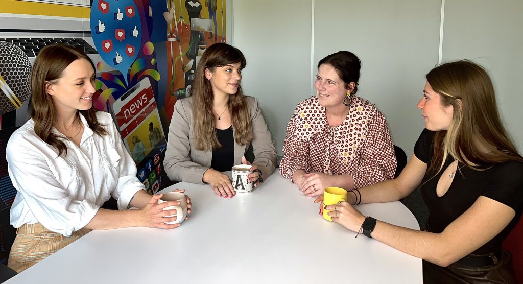 We’ve been growing! 🌱 We recently asked our recent starters to reflect on their first weeks at Liberty PR, and to share what they’ve learnt since starting with the business. Find out what they said &gt;&gt; libertypr.co.uk/2022/10/15/one… #LibertyPR #PRagency #newstarters #growingbusiness