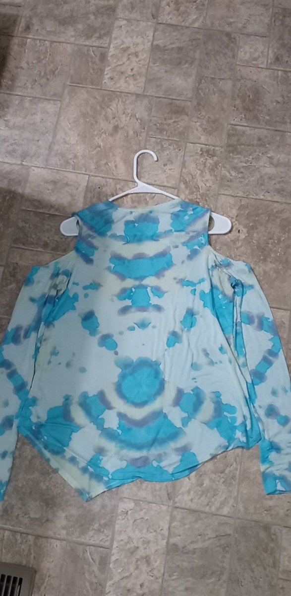 CraftyJulias's tweet photo. Check out what I'm selling on Mercari. Julia Simington 
https://t.co/6TXWOkmluk

#sellingcontent #sellingcustom #sellingart #BuyIntoArt #buy #buynow #buyers #SmallBusiness #smallartist #smallbusinesses #LINK #LinkClick #LinkBelow #LINKINMYBIO #tiedyeart #tiedye #tie #dye #support https://t.co/PYwQV91W0X