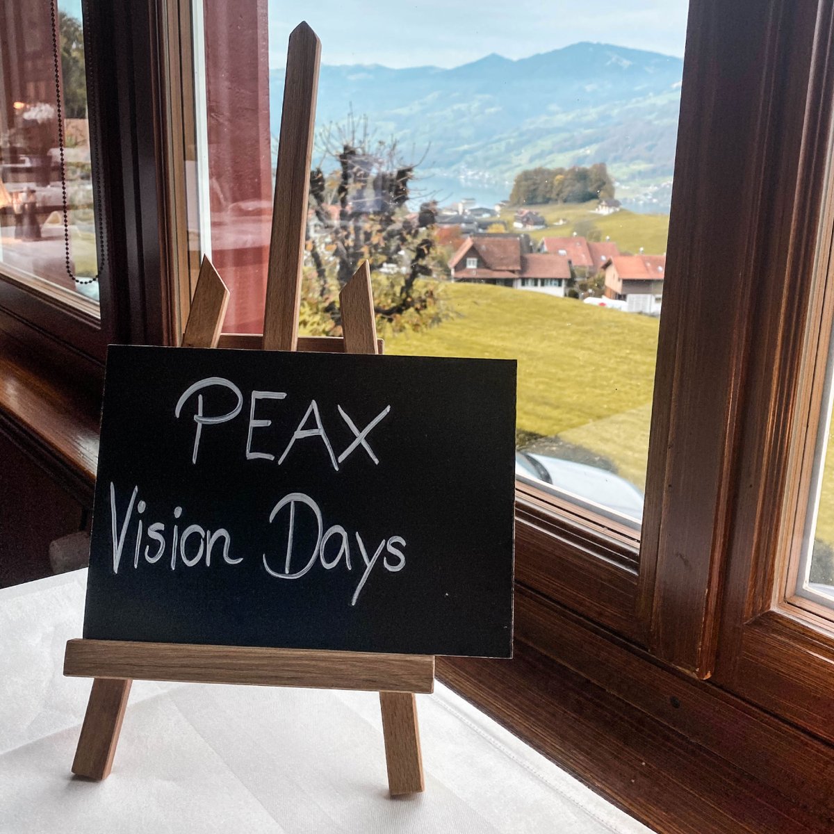 PEAX Vision Days 2022 💛 

An zwei intensiven Tagen haben wir gemeinsam an den Zielen und der Strategie von PEAX gefeilt und unsere Vision gestärkt und verankert.

#digitalisierung #visiondays #peaxinside #strategie