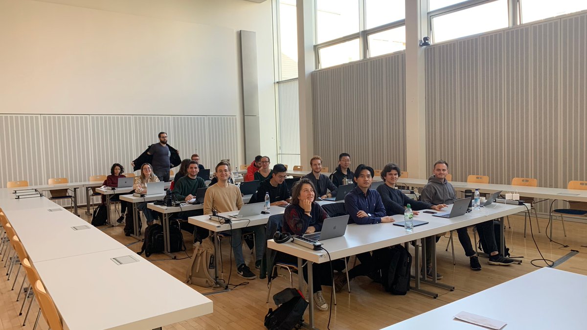 Today: starting the MUDS #DataScience block course for the 2022 class at Leibniz Rechenzentrum @HelmholtzMunich @DLR_en @TU_Muenchen @statsatlmu