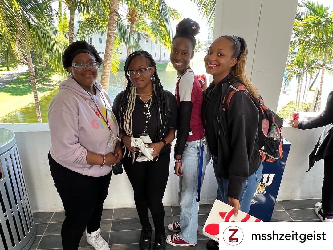 mssh_hawks's tweet photo. On Friday our students learned about the different careers paths at FIU ! #iammiamisprings #thenewzeitgeist #mssh #fiu #fieldtrip https://t.co/1Azg5u1FP2