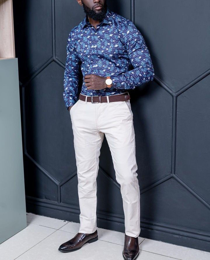 ✨Stylish Monday
Turkey floral shirt 2800ksh.
Khaki pants 1800ksh.
Official shoes 5000ksh.
Call or WhatsApp 
:0716 057 611 
:0736 557 611
 📍Visit us we are located Along Biashara street Yala Towers First floor Shop no.101
🚚We deliver country wide vie parcel.