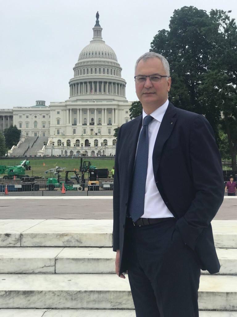 Can I make a plea like I have seen here before and ask for followers? I’m cool and I vote blue. I have an awesome beard and good jokes plus I post every morning. I will follow back everyone who isn’t a fascist Nazi. Thanks