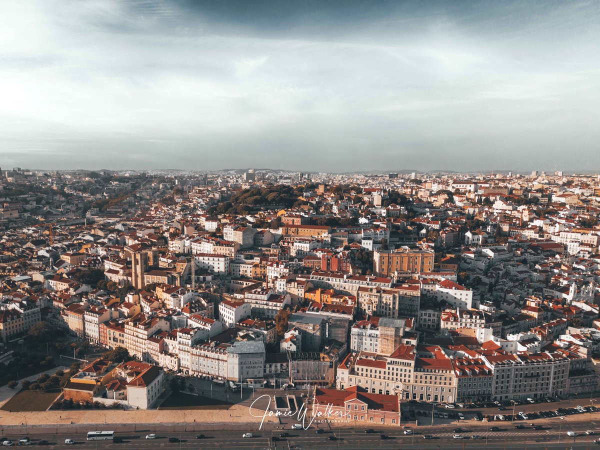 Such a beautiful city! 

#lisbon #portugal #blockdojo #web3 #websummitlisbon #websummit #blockchain #Dojo #City #traveller #dronephotography #dronephotographer #dji #mini3pro #cityscape