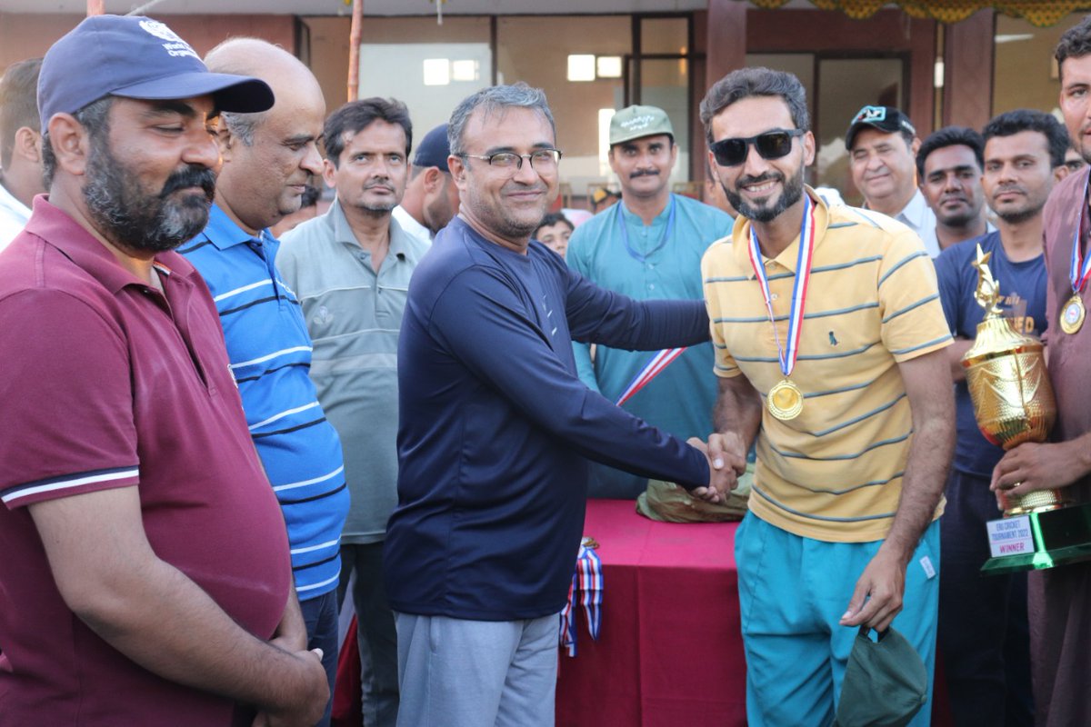 PolioFreeSindh's tweet photo. Coordinator EOC Sindh Mr. Fayaz Hussain Abbasi &amp; TFP Sindh Dr. Ahmed Ali Sheikh played an opening cricket match with ERU team in the tournament organized by Coordinator ERU Gujro Mr. Riaz Jakhrani at Tharo Mengal stadium. EOC Core team have also attended the tournament. https://t.co/gXrea8HVKu