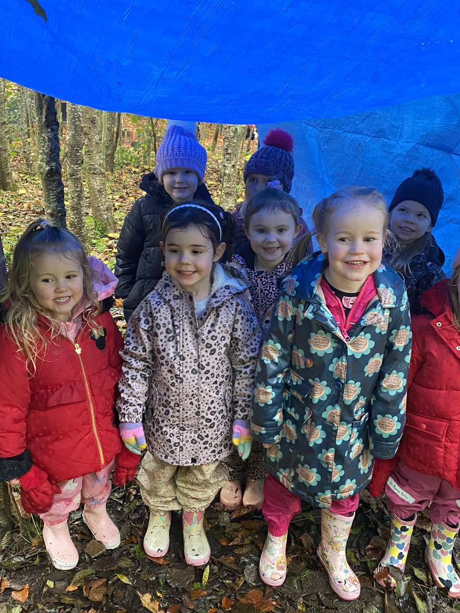hzschoolnursery's tweet photo. Perfect Day for Den building at the Messy Garden βοΈ π§ #denbuilding #teamwork #keepingdry #imaginativeplay #messygarden #problemsolving βΊοΈ π π³ @hazleheadschool https://t.co/2hzKHUNhFP