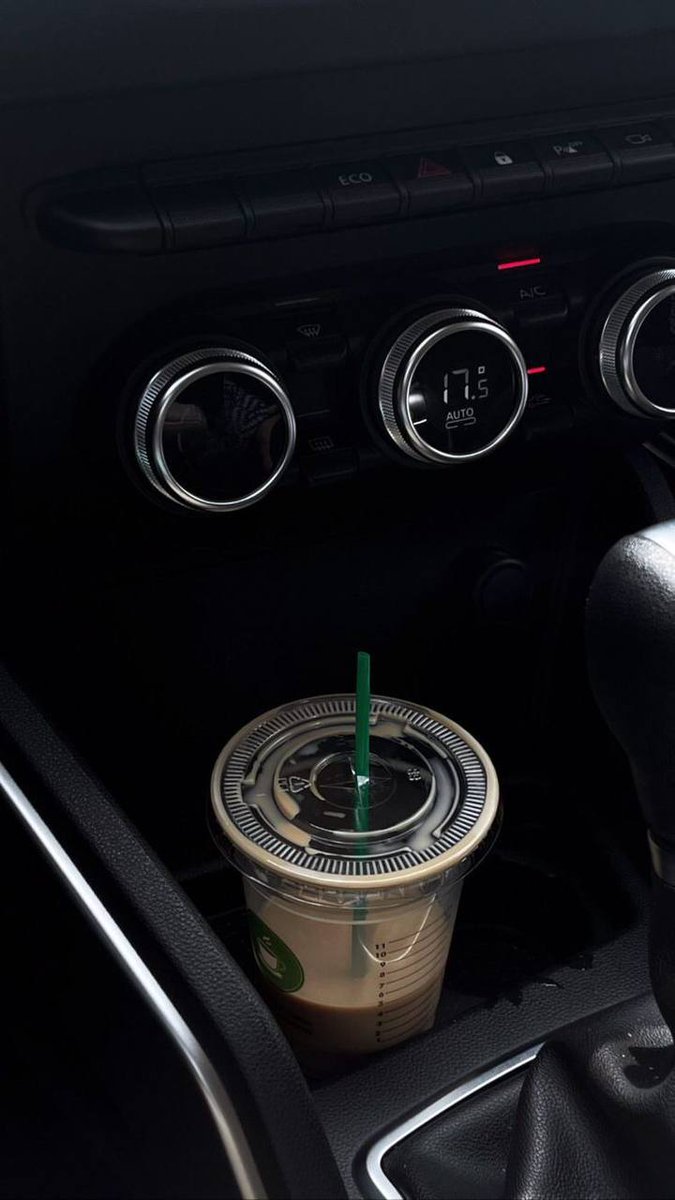 EverGreen654's tweet photo. But first, coffee 
#CoffeeTime #coffee #CoffeeLover https://t.co/wTI9DEbCFf
