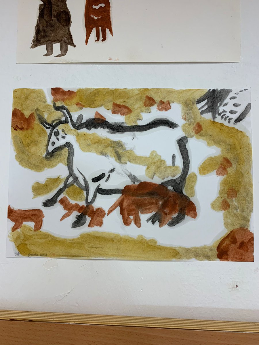 Per segon curs consecutiu hem dut a terme amb alumnat de 1r d'ESO una activitat de pintures rupestres. No hem pintat les parets de cap cova, però sí que hem hem decorat les de la classe!
#ciènciessocials #ESO #insjoaquimrubioiors #Santboi <a href="/AjSantBoi/">Ajuntament Sant Boi</a>  <a href="/SBEducadora/">SB Ciutat Educadora</a>