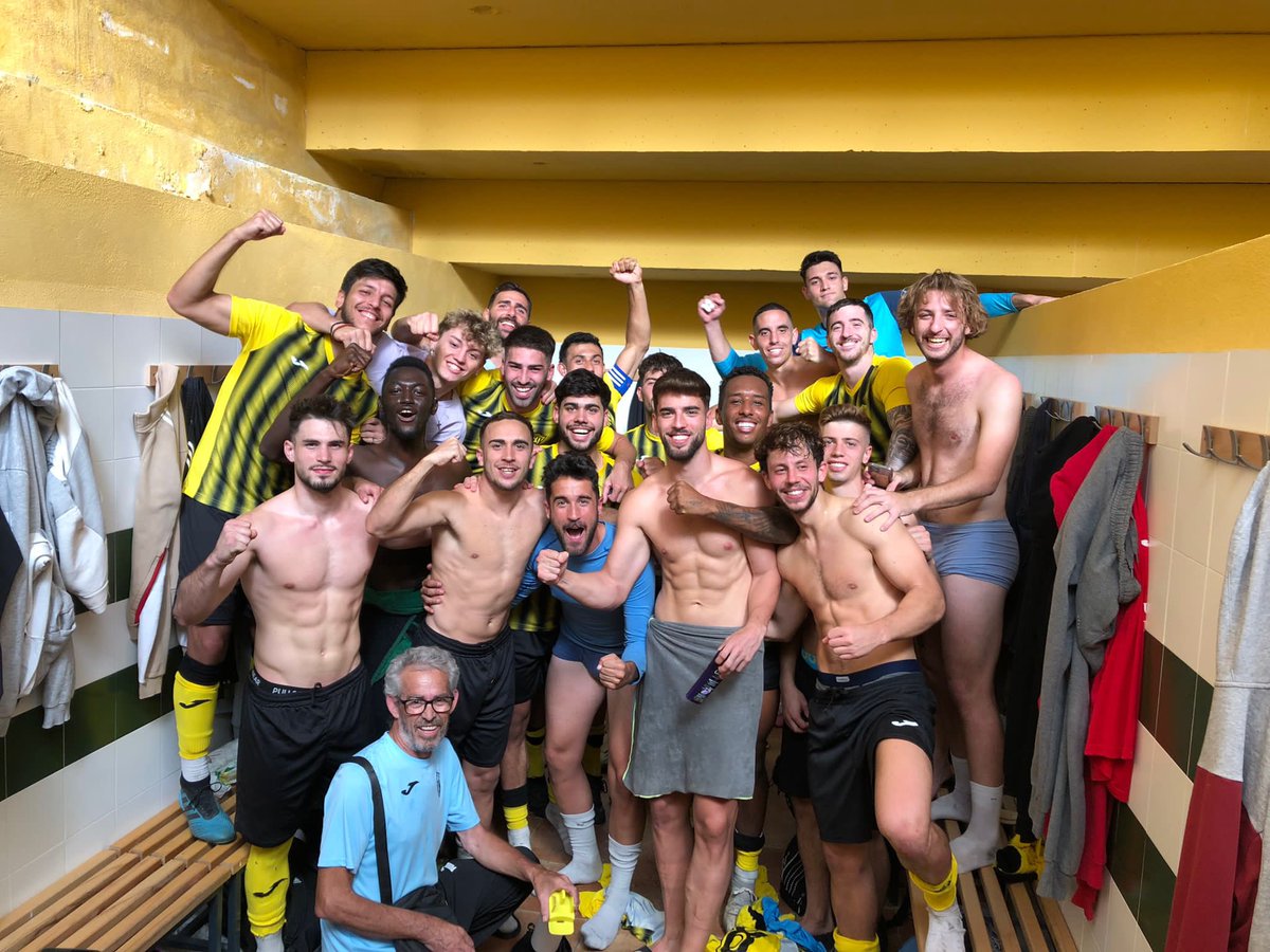 verrrdejo's tweet photo. Redimirse en los malos momentos hace que se refuerce el doble. +3💛🖤💛 https://t.co/4JOvbUtXRA