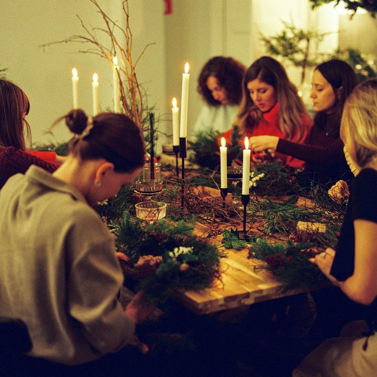 All Angels Vineyard (@all_angels_) on Twitter photo On 2nd Dec it’s our Christmas Wreath Making and lunch, with Alicia from #WessexFlowerCo 🎄
Create your own luxury wreath under Alicia's expert guidance, bubbles in hand, and finish with an amazing feast by <a href="/janestaunton1/">Jane Staunton</a>.
Sound good? Email us at info@allangels.com 🥂 On 2nd Dec it’s our Christmas Wreath Making and lunch, with Alicia from #WessexFlowerCo 🎄
Create your own luxury wreath under Alicia's expert guidance, bubbles in hand, and finish with an amazing feast by <a href="/janestaunton1/">Jane Staunton</a>.
Sound good? Email us at info@allangels.com 🥂