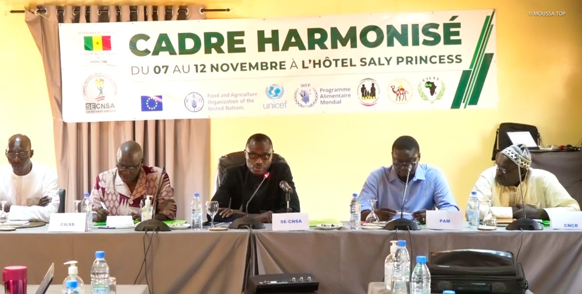 cnsasenegal's tweet photo. Démarrage de la session du Cadre Harmonisé d'identification des zones à risques et d'estimation des populations en insécurité alimentaire et nutritionnelle .
 les acteurs et experts de la sécurité alimentaire  vont plancher sur l'analyse et le traitement des données collectées. https://t.co/UeAUTlLACJ