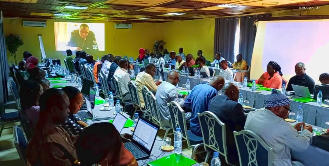 cnsasenegal's tweet photo. Démarrage de la session du Cadre Harmonisé d'identification des zones à risques et d'estimation des populations en insécurité alimentaire et nutritionnelle .
 les acteurs et experts de la sécurité alimentaire  vont plancher sur l'analyse et le traitement des données collectées. https://t.co/UeAUTlLACJ
