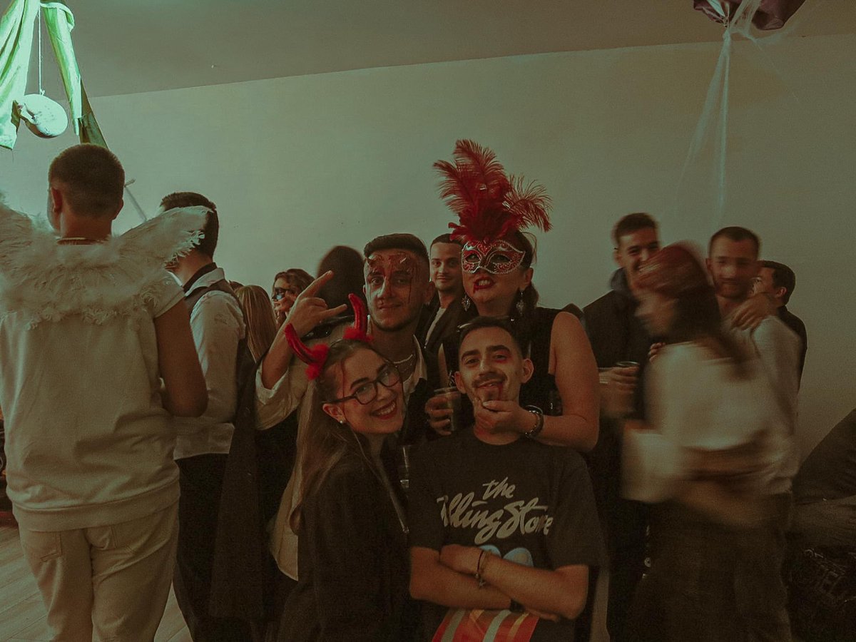 SpaceTetova's tweet image. 🧡🎃🧛🏼‍♂️

#Komunitet #SaveTheSpace #SpaceTetova #Halloween #Draculla