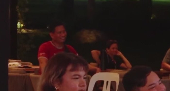 aaaa2986's tweet photo. Aside from their families and friends, it's the happy &amp; kilig (ever supportive) kuya Jun for me ❤️

VICEION 4 THE WIN
#NoiAndTuy
#ViceGanda | #ViceIon | #IonPerez https://t.co/JeRmHbelZX