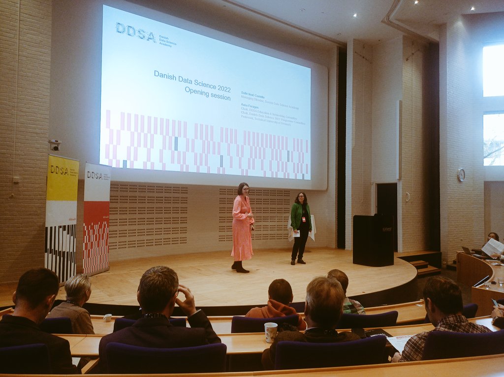 ElePapaleo's tweet photo. First DDSA conference at the conference center of Legoland Hotel - very thrilled about two days of learning and networking about the data science bricks #GrowingDanishDataScience https://t.co/z0Aho87RWL