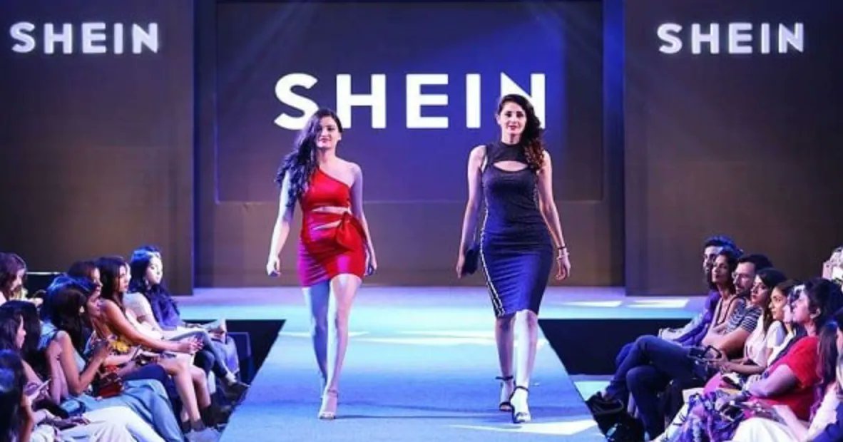 JeromeMONANGE's tweet photo. #ECommerce 💻 Polluante, anti-sociale pourtant populaire: comment l' ultra #fastfashion ( Shein, Boohoo, Emmiol ...) séduit la #genZ
https://t.co/rR3UeyUScg v @FNW_FR
#PurePlayer #ultrafastfashion #labLuxuryandRetail https://t.co/vROF0NwBDE