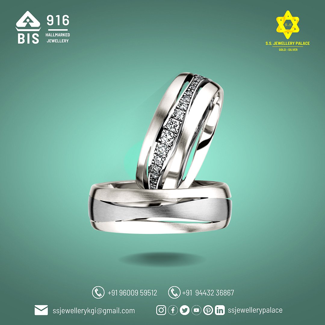 SSJewellery_off's tweet photo. To shine like a "Silver"...
.
#silver #silverrings #silverjewels #jewelmakers #designerjewels #goldornaments #goldjewels #goldculture #jewellove #krishnagiri #ssjewellerypalace https://t.co/uAnEJ5ERAW