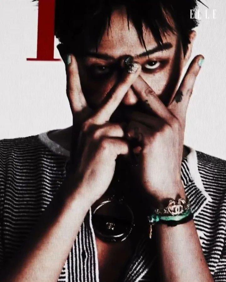 MGBIG8's tweet photo. GDRAGON baby eyes look https://t.co/QYmtLdwHUp