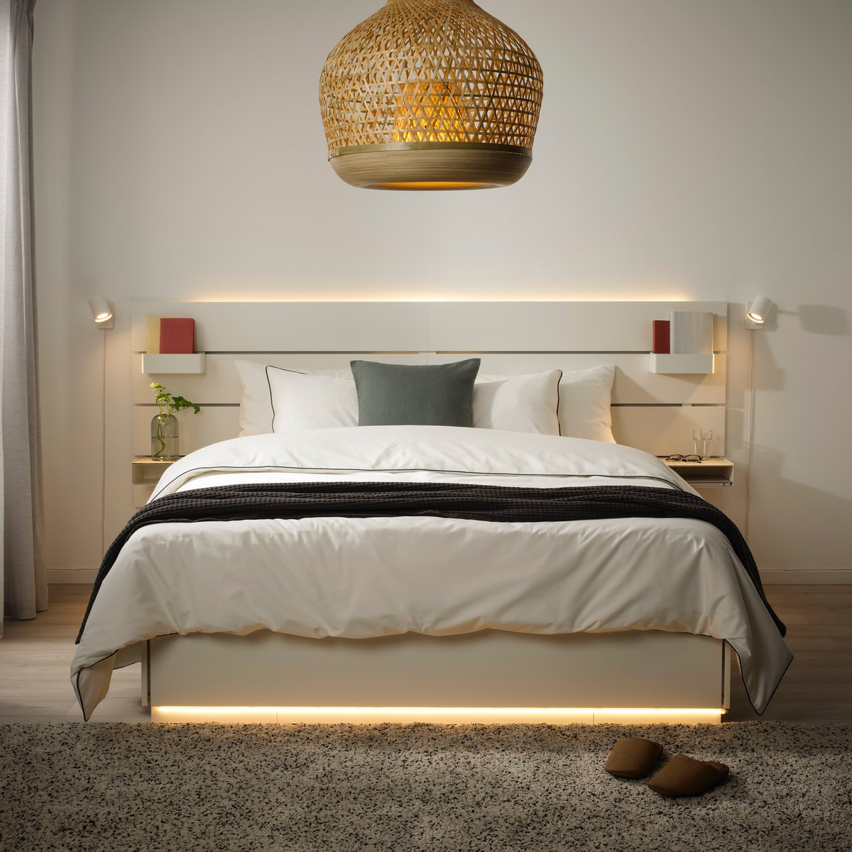 As the sun begins to set earlier, keep dark places filled with light for longer. With smart lighting, you can change the atmosphere in your home with the touch of a button. Dim them, turn them on or off, and change the warmth of their glow. ikea.com/ca/en/cat/smar… #IKEACanada