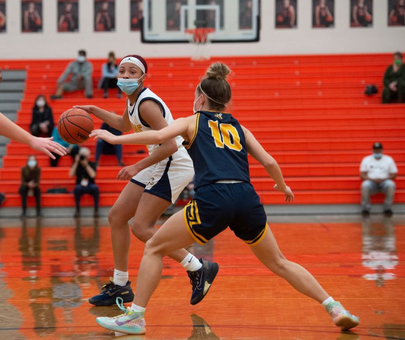 WMGirlsBball's tweet photo. Good luck to Lachelle Austin (‘21) &amp; @EMUWBB as they start their season tonight at Home vs. Lindenwood! #ZebraAlum https://t.co/ZFKRM4hsKu