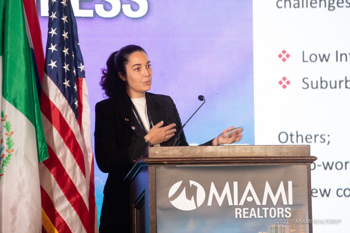 MiamiRealtors's tweet photo. Delegates from a record 19 countries are participating at the 2022 Miami Global Real Estate Congress. Many of our distinguished international partners made presentations about their respective markets during our International Market Spotlights program on Sunday.
#MiamiCongress https://t.co/HyCbbUcLpa