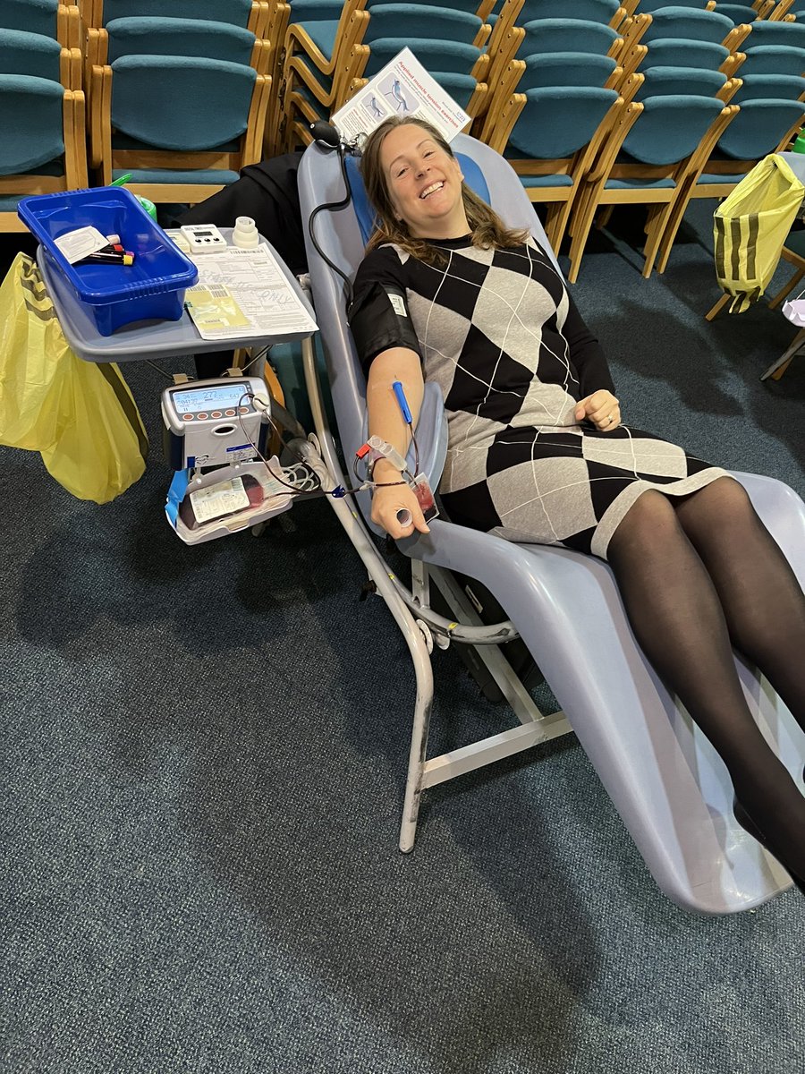 A pint at lunchtime 🩸 

The <a href="/GiveBloodNHS/">NHS Blood Donation 🩸🩹</a> were just around the corner from our office today. I couldn’t not show up for donation 34. 

I have special neo-friendly blood, so that’s potentially over 200 tiny babies helped. 

For 40 mins out the day, it’s worth it 

#giveblood