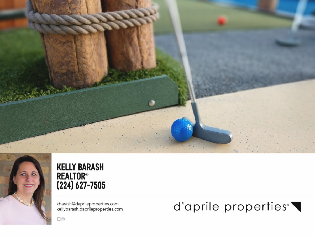 BarashKelly's tweet image. There's a new bar in Chicago with a golf feature - mini-golf, that is.  Puttery is located in the Fulton Market neighborhood and is only open to adults 21+.  A round of golf is $21.  But you don't have to play, you can visit just for food and drinks.

#daprileproperties
#puttery