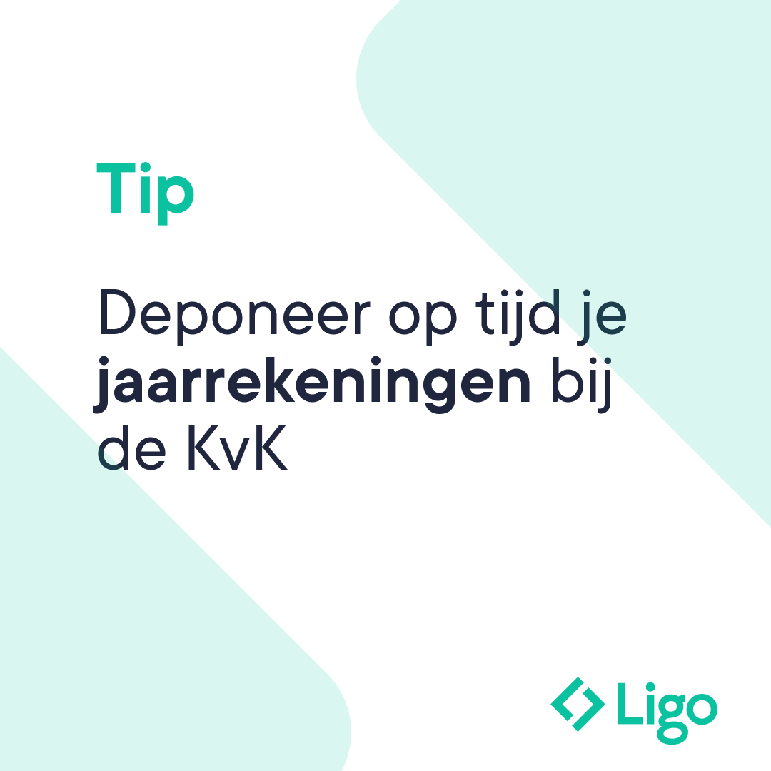 Indien alle aandeelhouders van jouw BV ook bestuurders zijn én het boekjaar gelijk is aan het kalenderjaar, dan is morgen (8 november) de uiterlijke datum voor het deponeren van de jaarrekening 🧾.